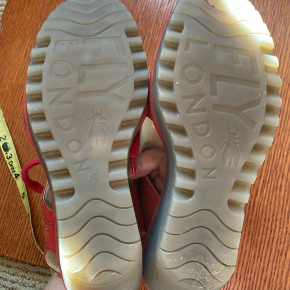 FLY LONDON YLFA red lace up wedges, peep toe. Size 37.  6.5-7. Leather - Picture 7 of 9